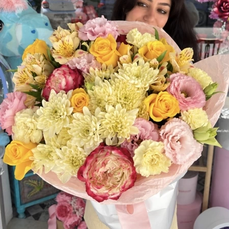 Sarı Gül ve Pastel Çiçek Buketi